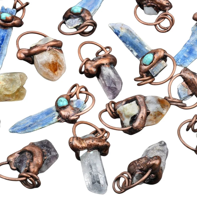 Boho Raw Gemstone Shaman Necklace - Antique Brass Irregular Crystal Cluster Protective Talisman for Men Women