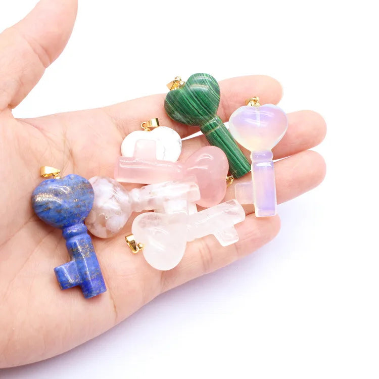 Fashion Heart Key Necklace Pendant with Natural Crystal Stone Pendant For Women and Men Jewelry Making