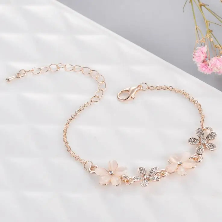 Elegant Five-Petal Flower Bracelet for Women Rose Gold Silver Plated Cat Eye Stone & Rhinestone Adjustable Bracelet, Wedding Party Jewelry Gift