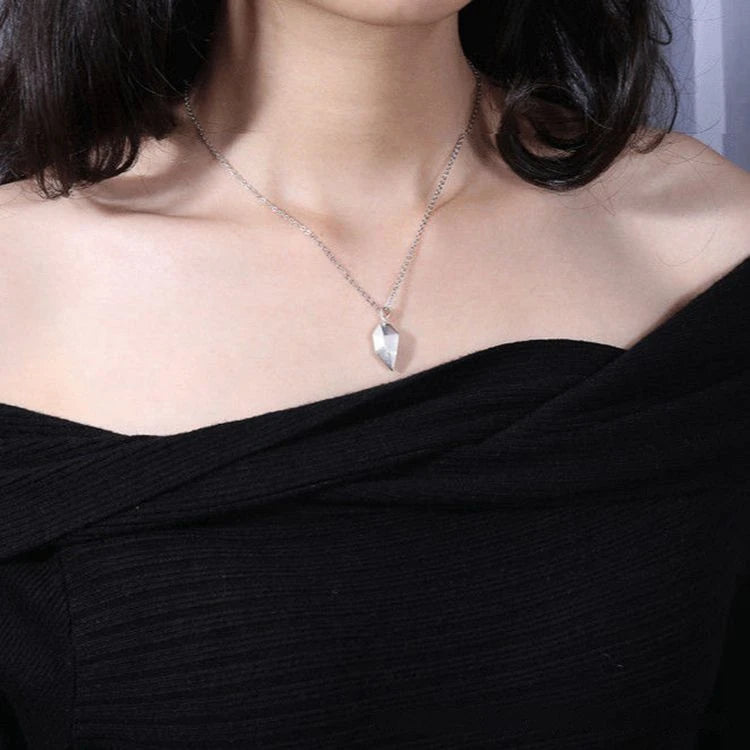 Creative Magnet Couples Necklace for Women Men Two Souls One Heart Pendant Choker for Wishing You Me Boyfriend Girlfriend