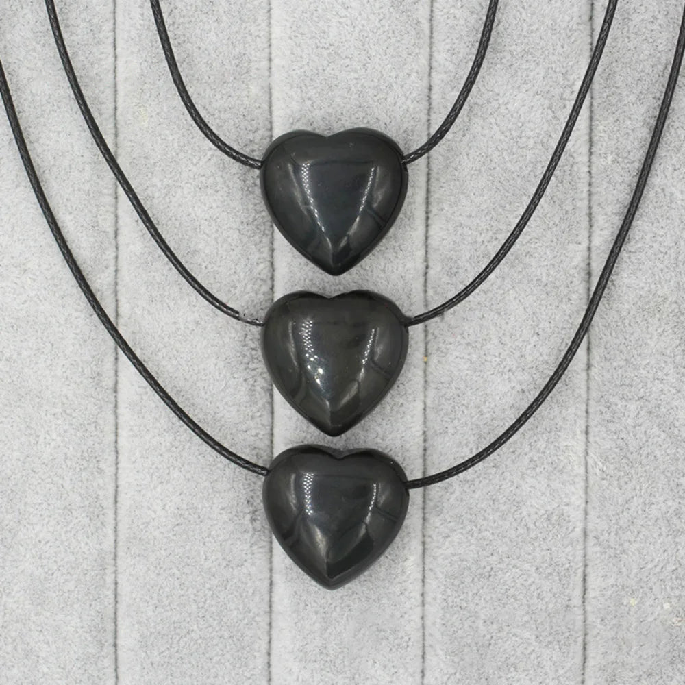 Crystal Pendant Heart NecklaceNatural Rose Quartz Crystal Healing Stone necklace Love Heart Shaped Chakra Reiki Pointed Gemstone