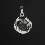 Crystal small flower pendant necklace is popular in Europe and America Pressed Flower Circle Frame Pendant with Yellow Gold