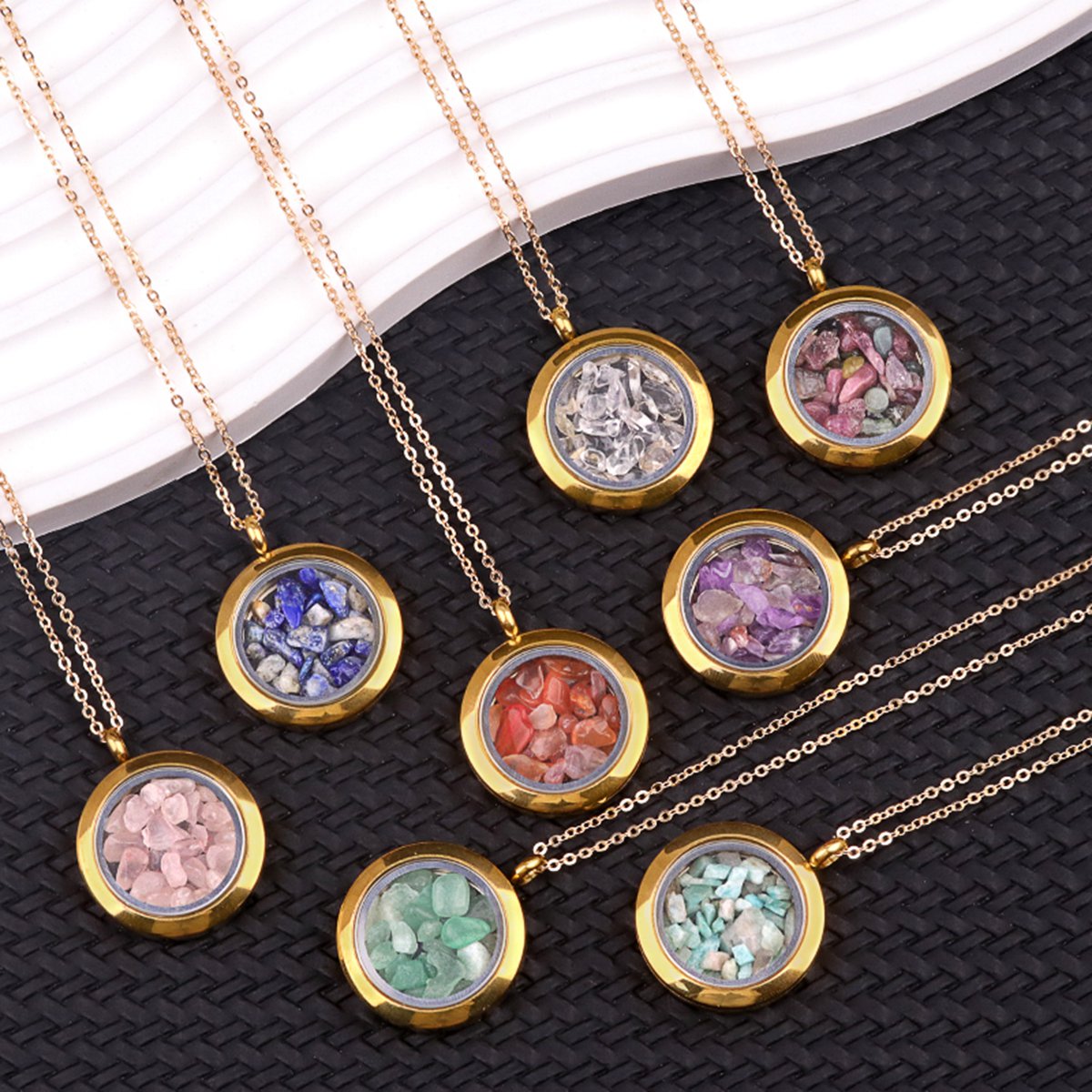 Round Gold Gawu Box Pendant with Chip Stone Stainless Steel Floating Locket Crystal Specimen Keepe Custom for Keepsakes & Healing Stones